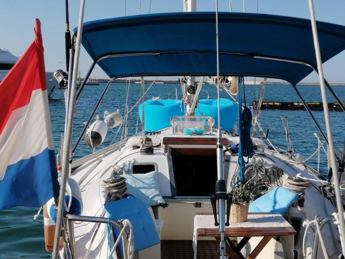 Bateau-hôtel La Tua Stanza A Vela Sul Mare *