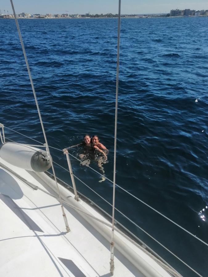La Tua Stanza A Vela Sul Mare Bateau-hôtel Bari